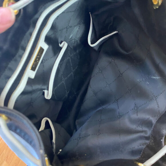 Vtg ST. JOHN Leather Drawstring Bucket Bag White Black Gold Rivets FLAWS READ - Picture 7 of 8